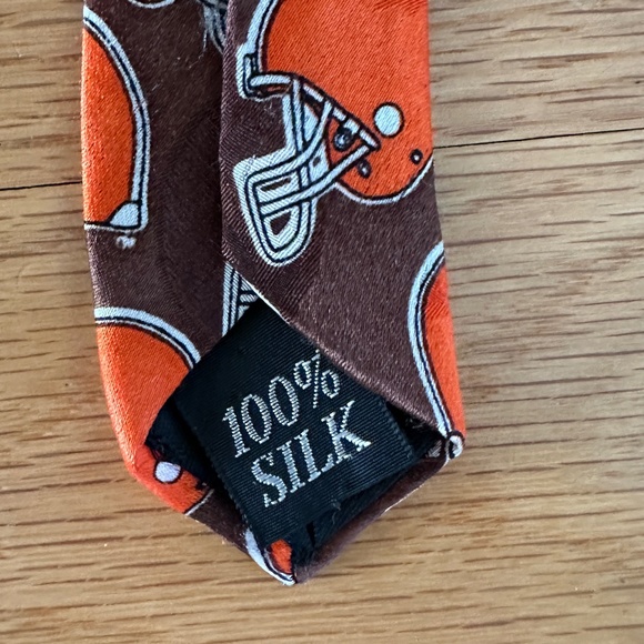 Vintage Cleveland Browns Necktie 100% Silk NFL AFC Central - Picture 6 of 15